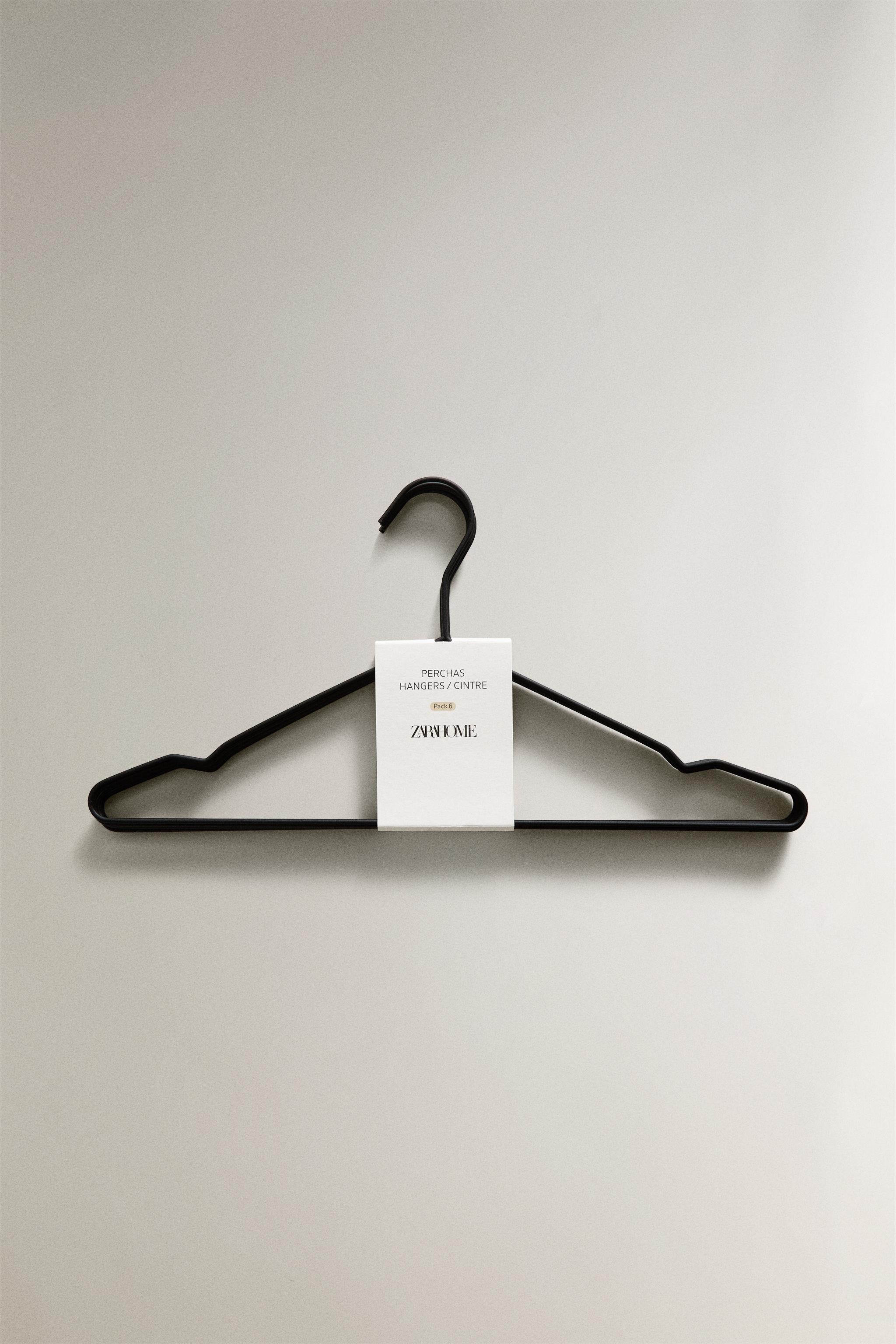 RUBBERIZED HANGERS (PACK OF 6)